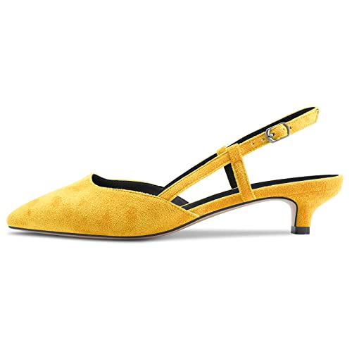 Mustard yellow slingback shoes. Round toe. Medium block heels. Model :  Clara Barcelone
